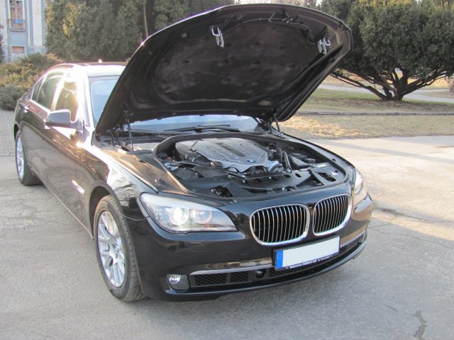 Naprawa powypadkowa OC AC BMW 750